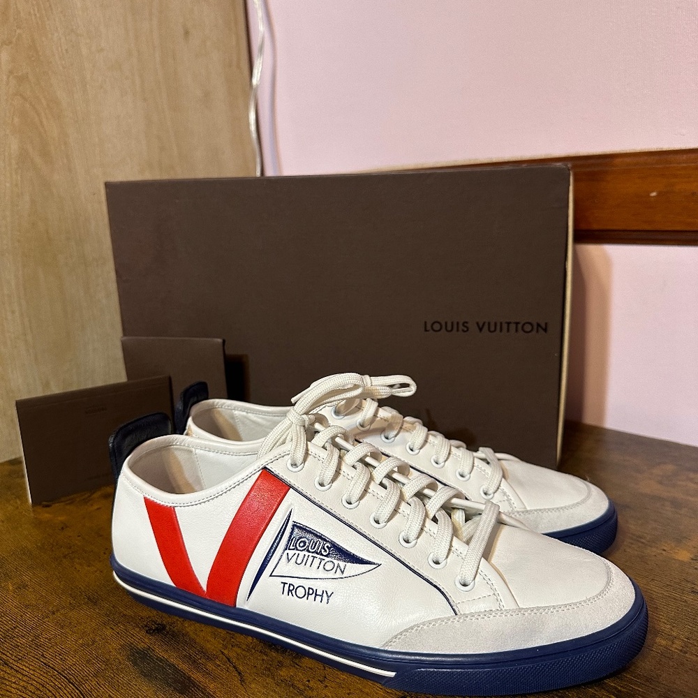 Authentic Men’s Sneaker Louis Vuitton Size 7 /MS0190 / Leather - Picture 4 of 13